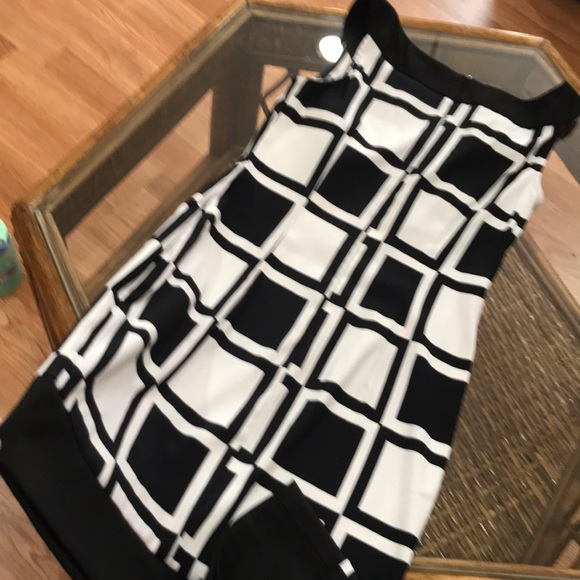 Dress - Picture 6 of 6